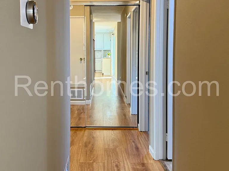 1160 Via Camellia — Photo 11