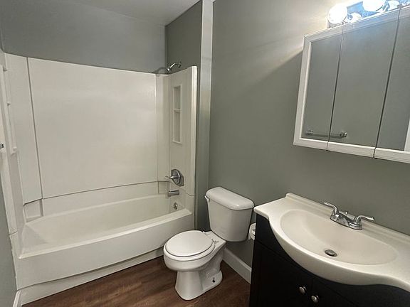 4th image of 2815 Neuse Blvd #4