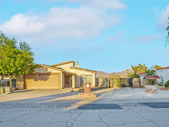 2nd image of 5866 Oleaster Dr