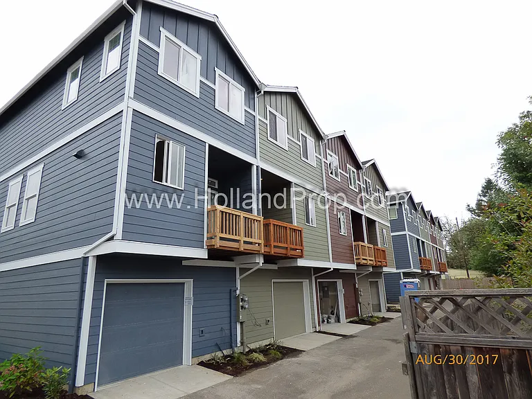 18390 Annamae Ln — Photo 24