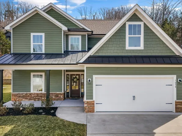 1659 Green Meadows Ln, Lenoir City, TN 37771