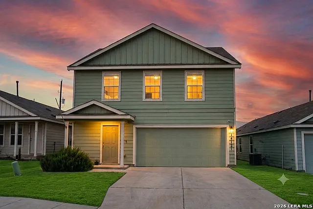 4 bed, 2.5 bath, 1950 sqft, $1,800 — Photo 2