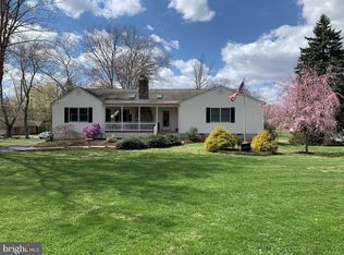 4213 Bridgeboro Rd, Moorestown, NJ 08057