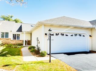 534 Deer Ridge Ln S, Maplewood, MN 55119