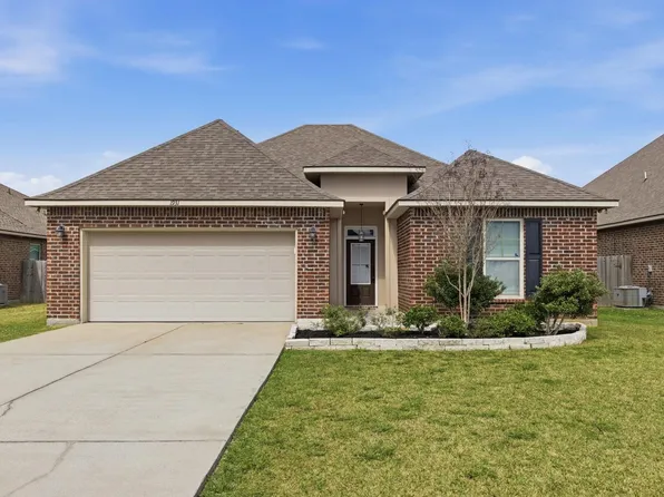 1931 Heberts Pass, Lake Charles, LA 70607