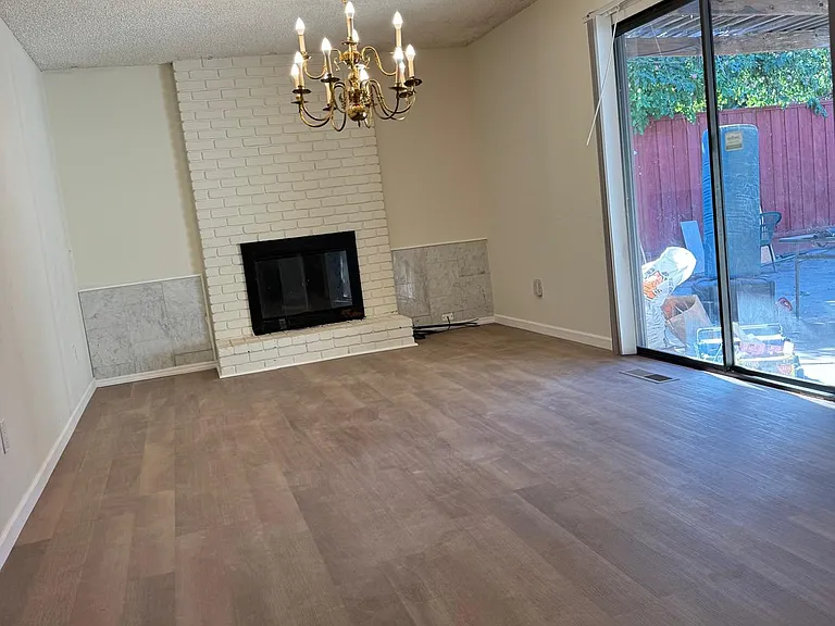 86 Huntington Cir — Photo 15