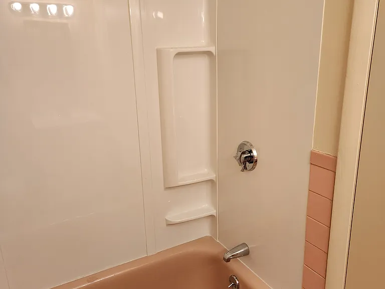3 Woodlawn Ter #1B — Photo 6