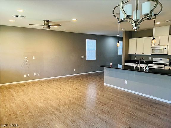 5th image of 9325 Keystone Ridge Ave