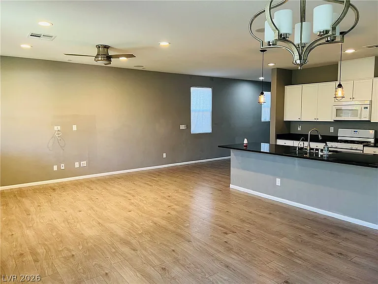 9325 Keystone Ridge Ave — Photo 5