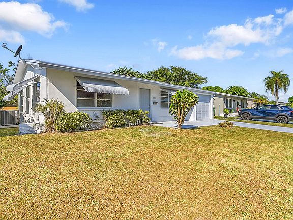 4th image of 5309 NW 49th Avenue