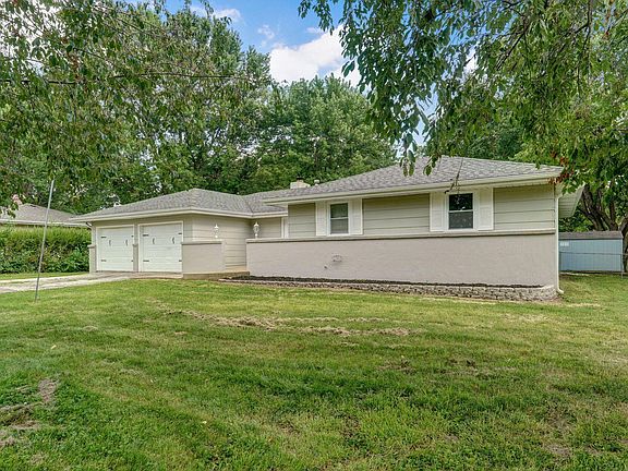 3rd image of 106 Southview Drive