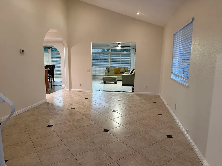 3277 Fallen Oak Ct — Photo 17