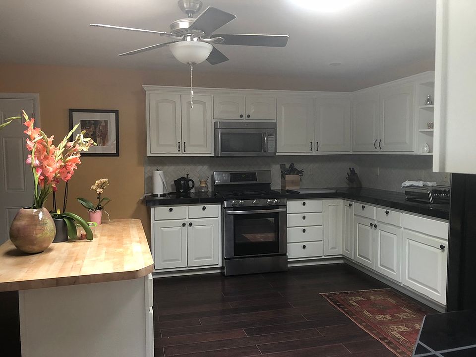 1st image of 428 Vera Dr