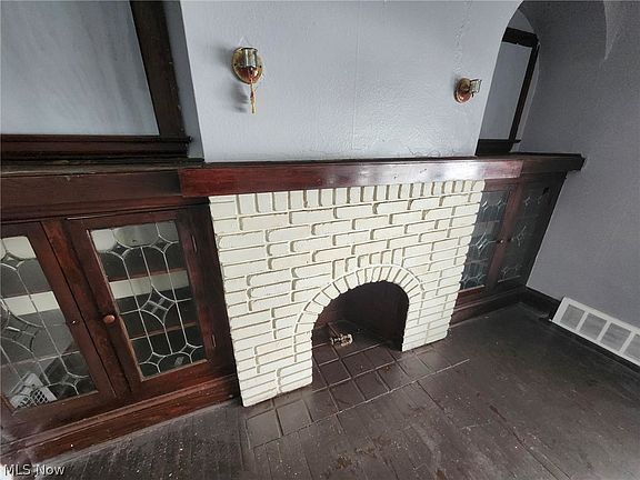 3rd image of 12404 Parkhill Ave