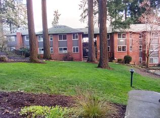 230 Ridgeway Rd, Lake Oswego, OR 97034