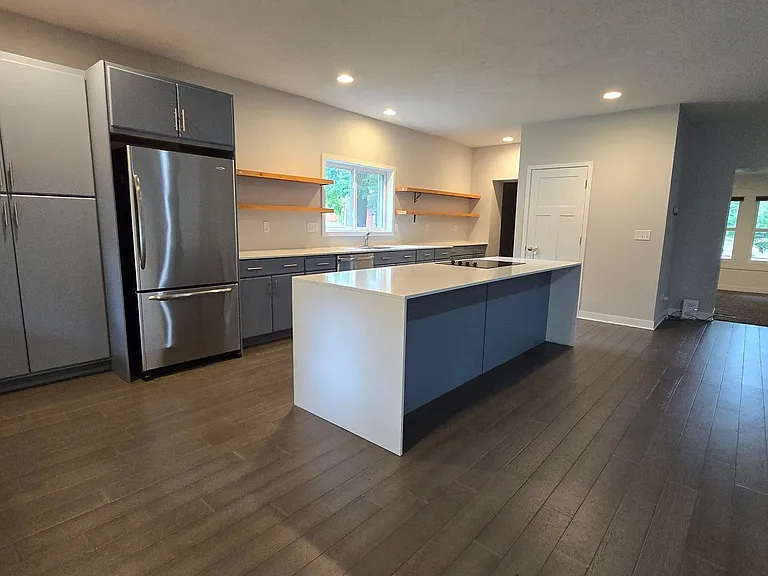 2122 California St — Photo 5