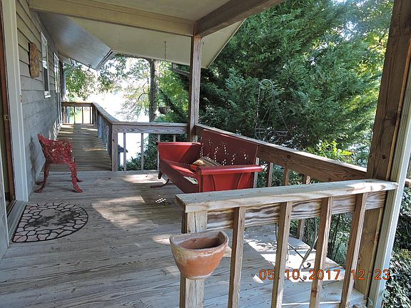5th image of 393 Tenn Dr