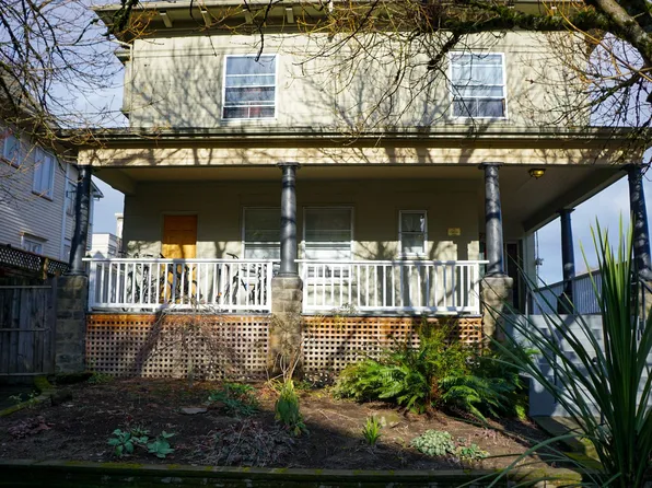 2323 NW Marshall St APT 1, Portland, OR 97210