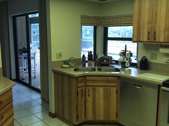 5th image of 27090 Flossmoor Dr