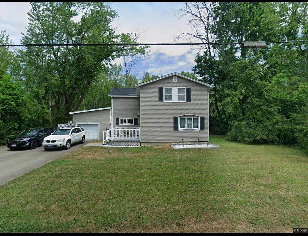 678 Sandy Ave - Property Image