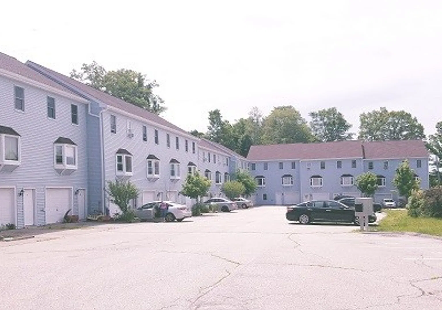221 Park St — Photo 1