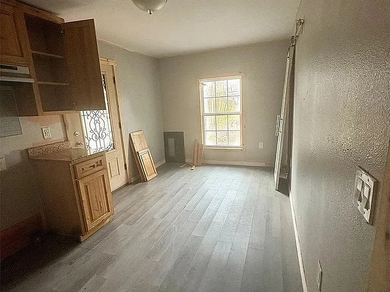 333 Humason Ave — Photo 3