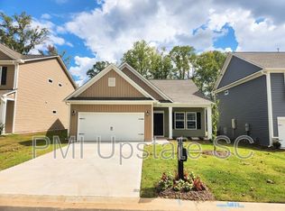 743 Fountainbrook Ln, Fountain Inn, SC 29644