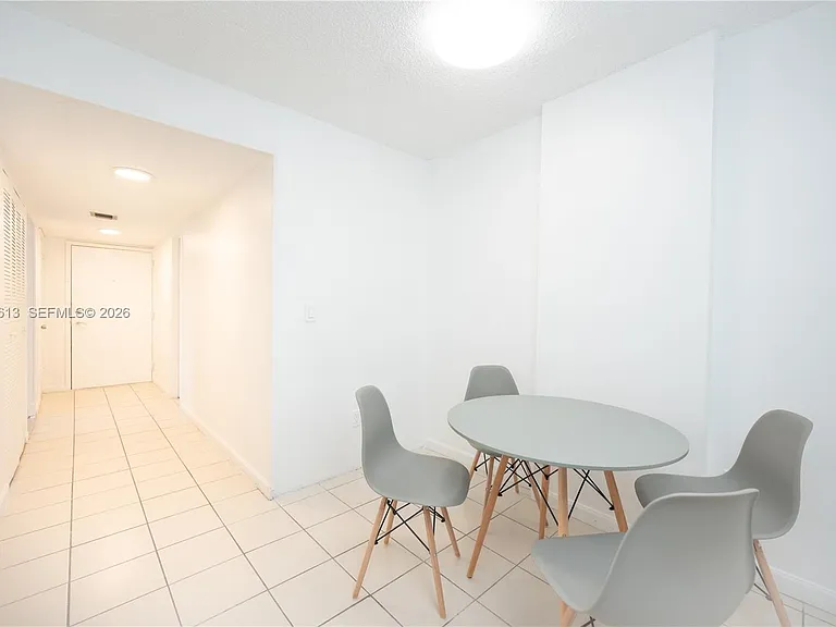 500 NE 26th St #2C — Photo 6