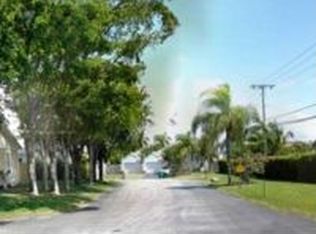 10351 SW 206th Ter, Cutler Bay, FL 33189