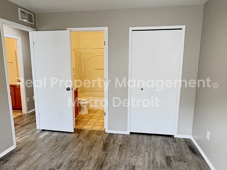 15628 Stone Crossing Dr — Photo 6