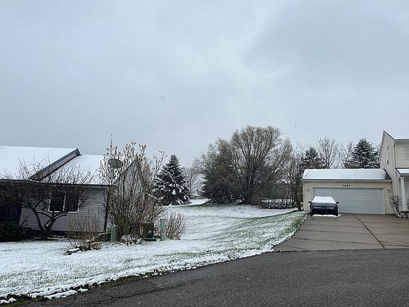 5th image of 2698 Thistlewood Dr #75