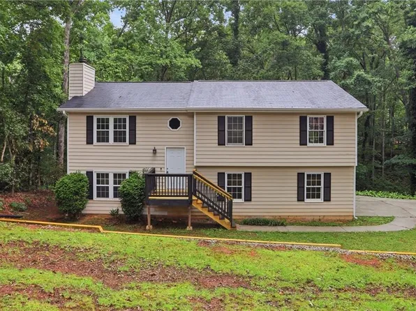 100 Stone Creek Dr, Covington, GA 30016