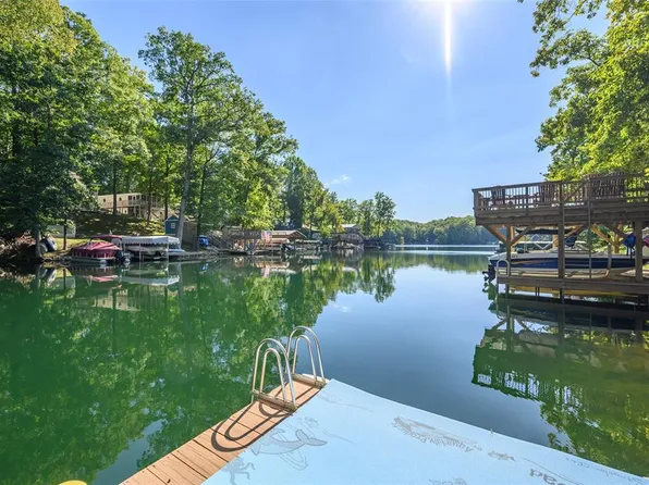 7443 Ginko Dr, Nineveh, IN 46164