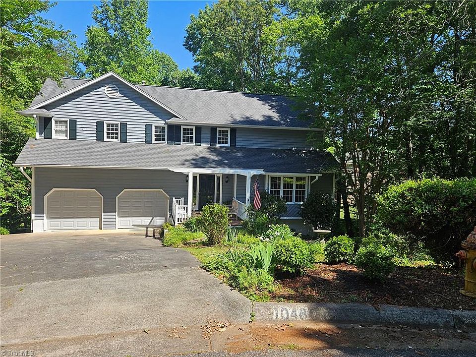 2nd image of 1048 Beecher Rd