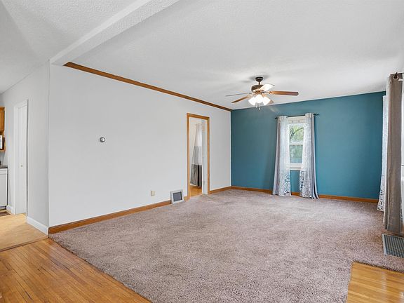 4th image of 1102 Ohio St