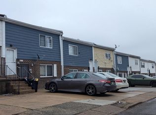 575 Allengrove St, Philadelphia, PA 19120