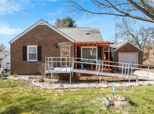 163 Victoria Ave NW, Canton, OH 44708