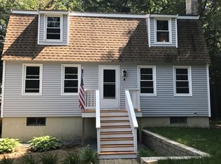 4 Spruce Dr, Ashburnham, MA 01430