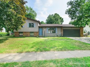 1727 Woodland Dr, Portage, MI 49024