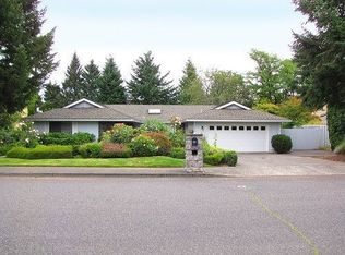 2602 SW Orchard Hill Pl, Lake Oswego, OR 97035