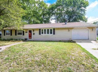 301 Grant Rd, Marquette Heights, IL 61554