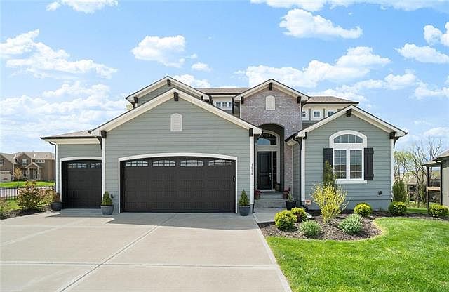 1st image of 1016 Bridgeshire Dr