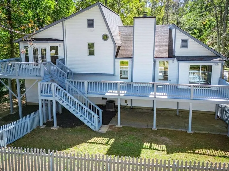 1039 Monticello Dr — Photo 21