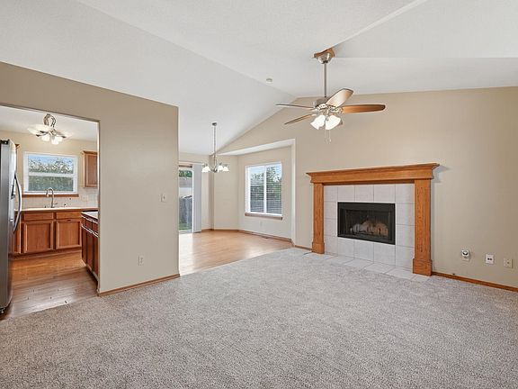4th image of 5402 S Victoria Ct
