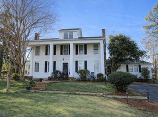 655 White Cir, Grenada, MS 38901