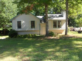 4461 Sunflower Dr, Douglasville, GA 30135