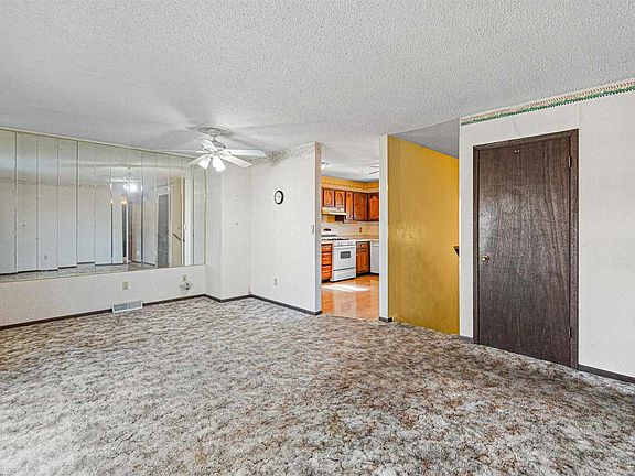 4th image of 1532 Tracy Ln