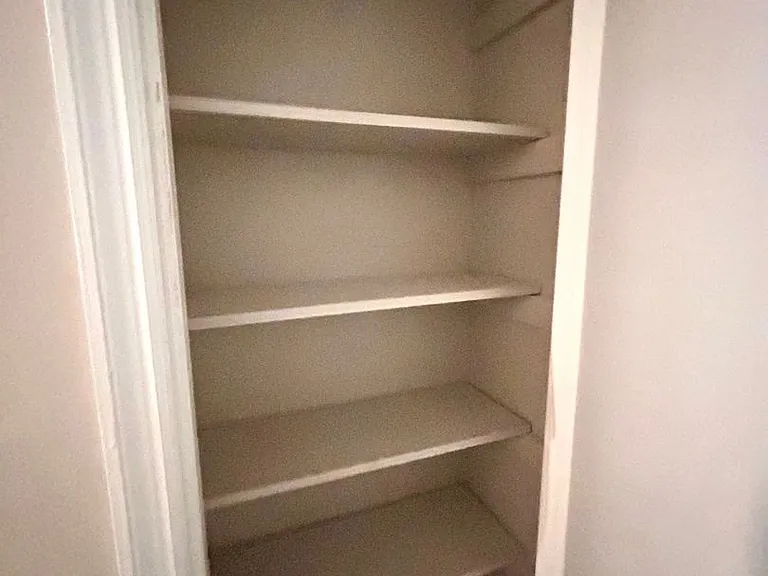 184 Dorchester Manor Blvd #B — Photo 9