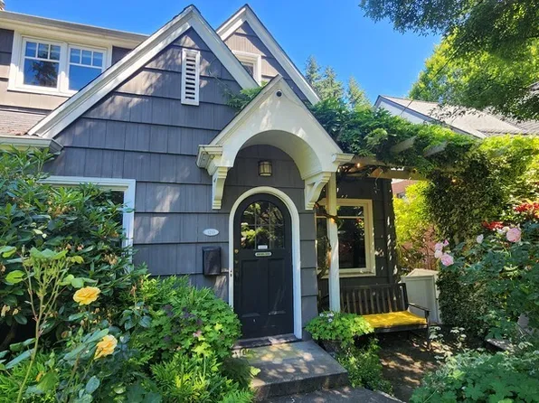 1210 25th Ave E, Seattle, WA 98112