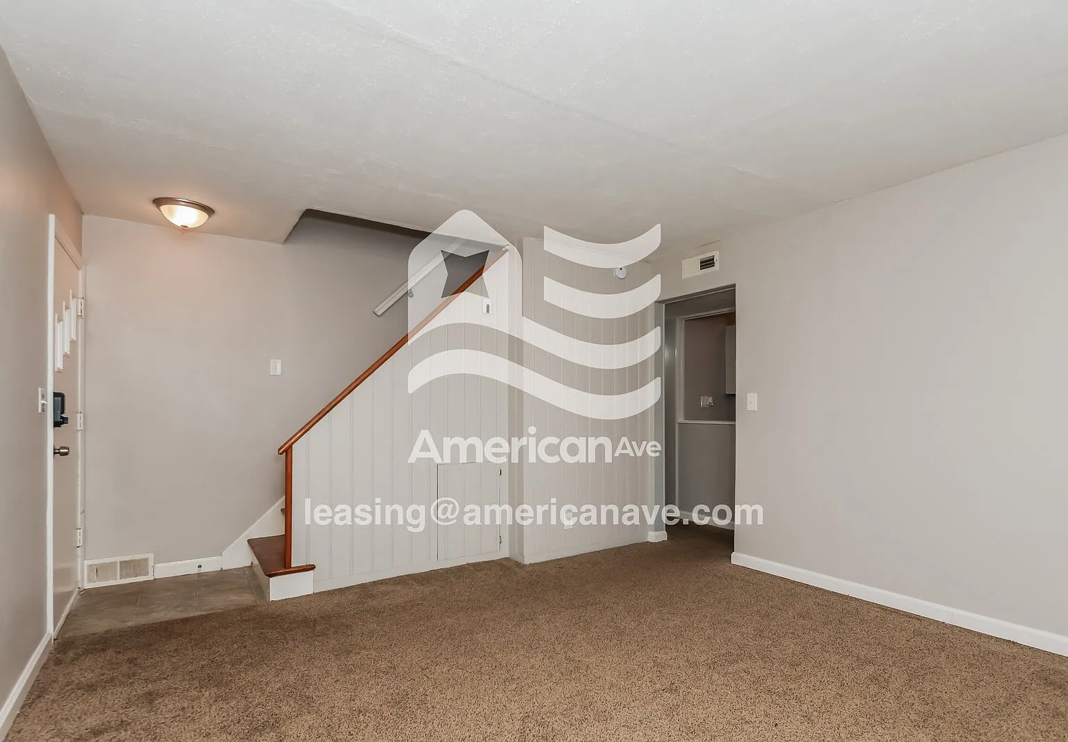 3 bed, 1.0 bath, 1144 sqft, $1,172 — Photo 3